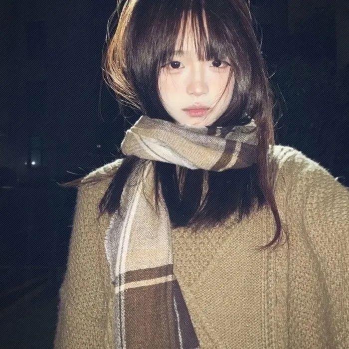 女孩爱跑步